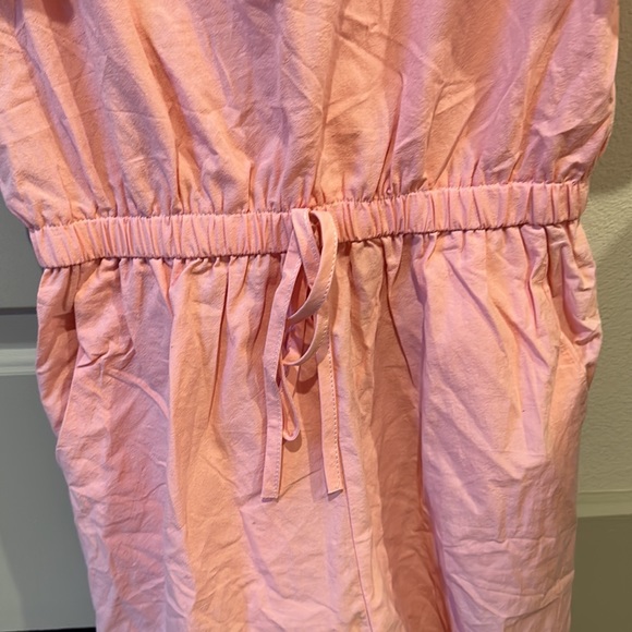 Angashion pink ruffle sleeve tie waist romper - NWT - Picture 3 of 6